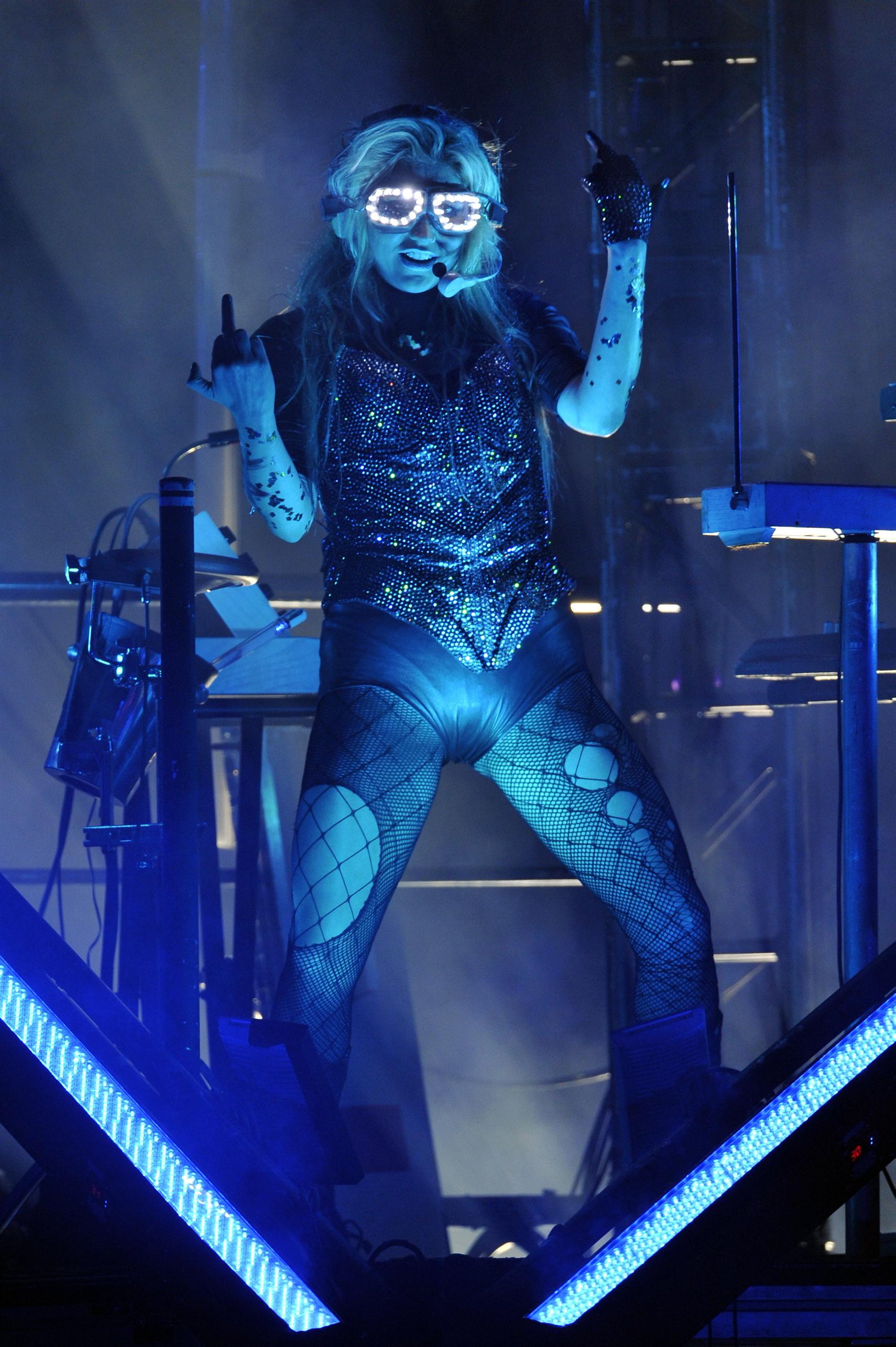 Kesha performs live in concert on her 'Get Sleazy Tour' | Picture 64595